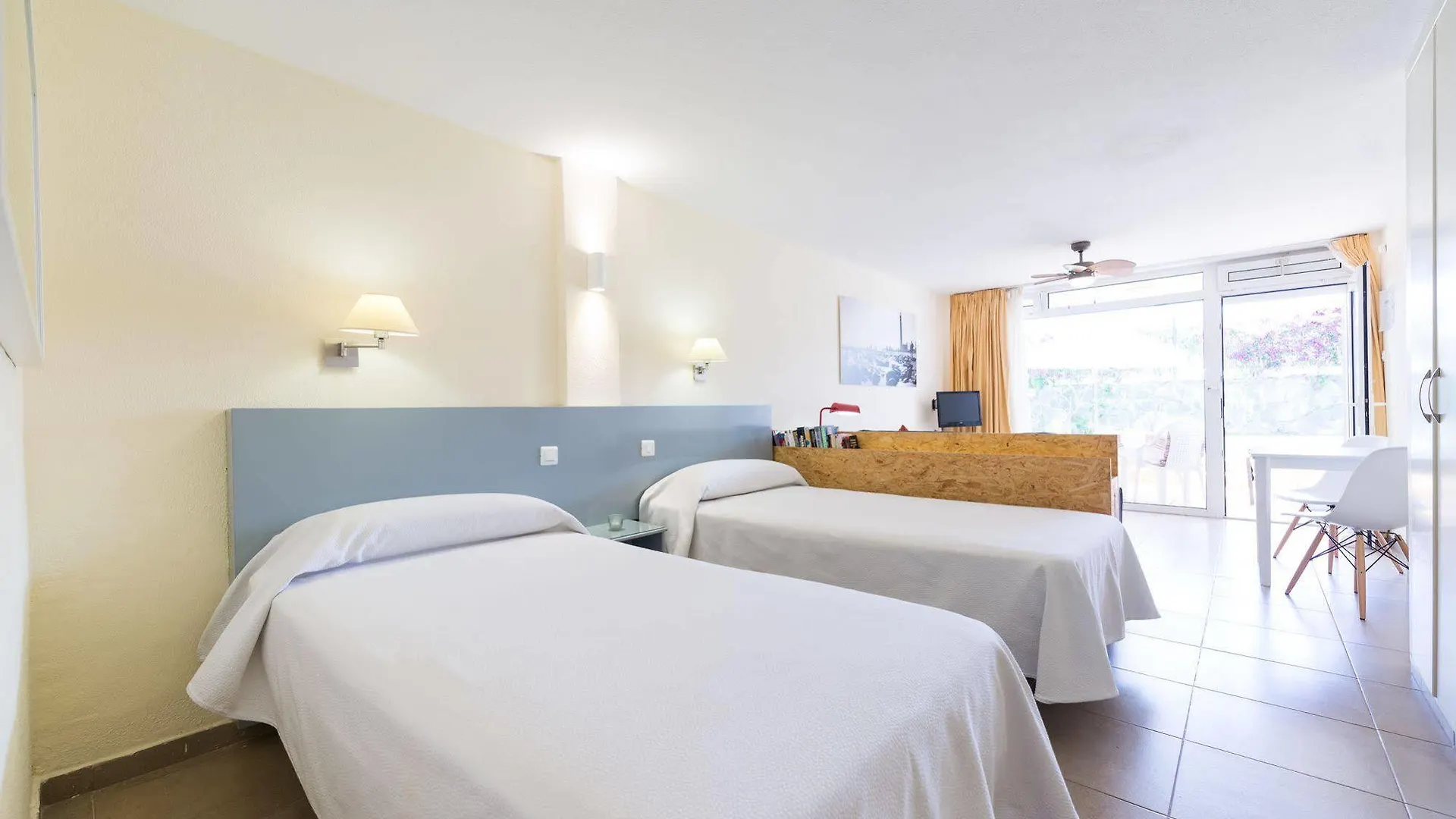 Apartamentos El Capricho Maspalomas  Spain